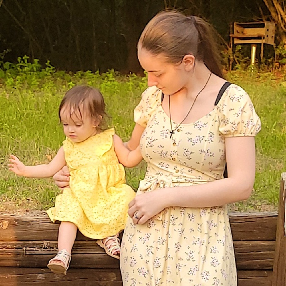 Meet your Posher, Riah